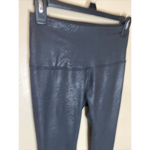 𝅺beyond Yoga Viper High Waist Midi Legging Size Small NWOT - Picture 2 of 10